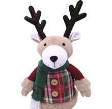 Figurine de renne en peluche avec écharpe et haut à carreaux comme décoration