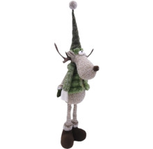 Élan décoratif avec bonnet et écharpe comme décoration de Noël