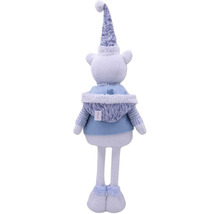 Nounours en peluche avec bonnet et vêtements d''hiver de dos