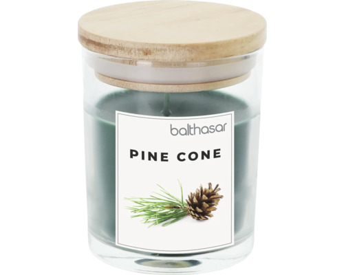 Bougie parfumée Balthasar avec motif de pomme de pin dans un verre avec couvercle en bois