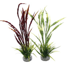 Deux plantes d''aquarium artificielles de modèles différents