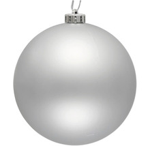 Boule de Noël argentée à suspendre