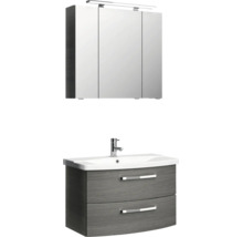 Badezimmermöbel-Set mit dreitürigem Spiegelschrank, LED-Leuchte, Keramikwaschbecken und Unterschrank mit zwei Schubladen in Holzoptik.