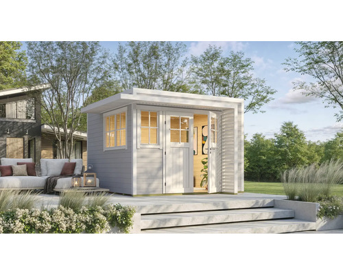 Abri de jardin weka Amberley 28 mm y compris plancher, fenêtre 350 x 353 cm gris-blanc Scène de jardin avec cabane de jardin en bois avec fenêtres et porte ouverte sur terrasse