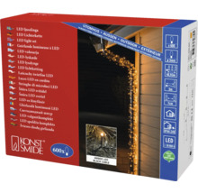 Emballage d''une guirlande lumineuse LED avec 600 lumières ambrées pour l''extérieur