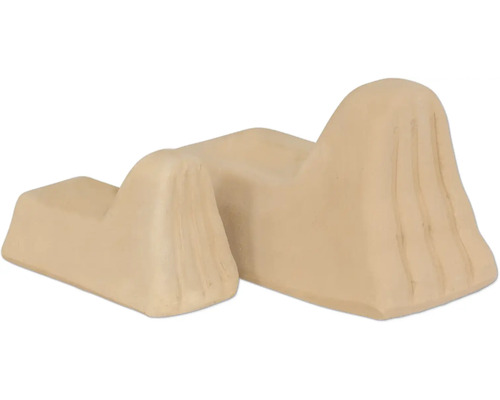 Zwei hellbraune Stufenpodeste aus Holz