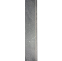 Treppenfliese aus Steinzeug mit drei Zierlinien