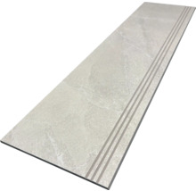 Keramikstufe mit gerillter Oberfläche