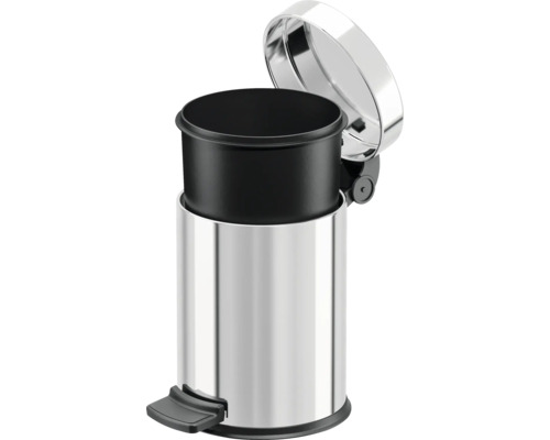 Treteimer mit offenem Deckel