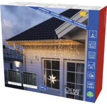 Emballage d''une guirlande lumineuse avec 400 LED pour l''extérieur