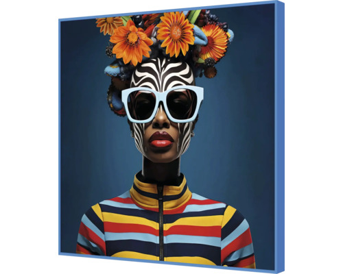 Dekoratives Wandbild mit einer Frau mit Blumenkopfschmuck und gestreifter Gesichtsfarbe