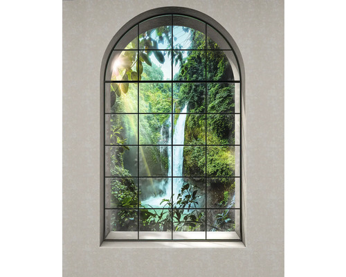 Fenêtre décorative avec vue sur une cascade