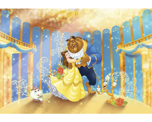 Illustration de La Belle et la Bête dansant dans la salle de bal