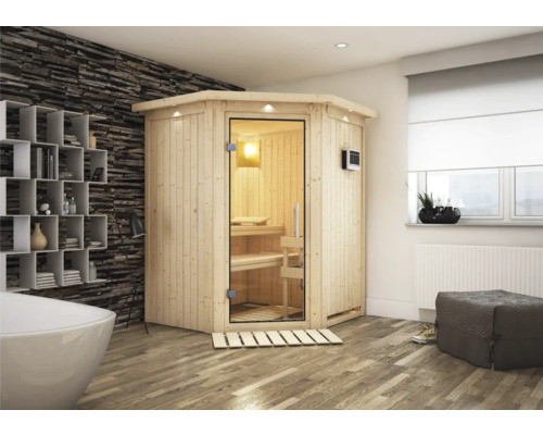 Sauna aus Holz mit Glastür in einem Badezimmer