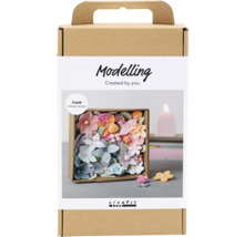 Modellierset zum Gestalten eines Blumenkunstwerks in einer Verpackung