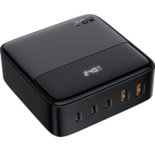 Schwarzes 240-Watt-Ladegerät mit mehreren USB-Anschlüssen