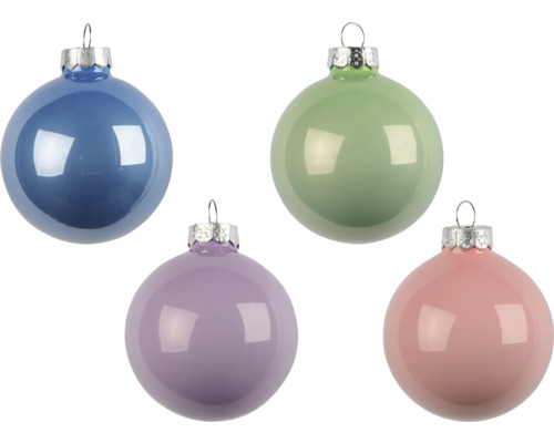 Vier Christbaumkugeln