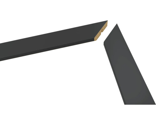 Deux tasseaux de cadre noirs coupés en onglet