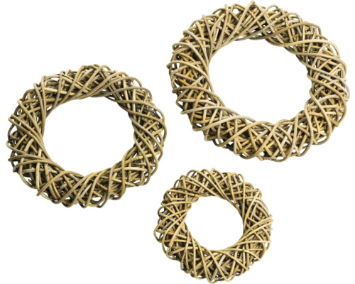 Trois couronnes en branches tressées