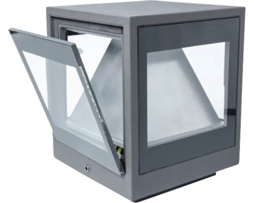 DOTLUX Wandlampe WAY 15cm 15 W 3000 K Aussenleuchte mit geöffneter Tür zur Installation einer Lichtquelle