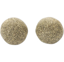 Deux boules d'herbe à chat