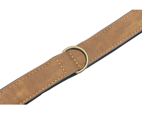 Brauner Trageriemen mit Metallring