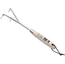 Handkultivator mit Holzgriff und drei Zinken