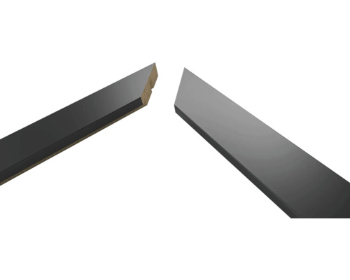 Deux plinthes en bois