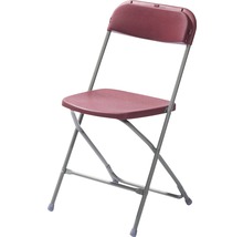 Chaise pliante avec structure en métal et surface en plastique