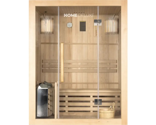 Innenansicht einer Holzsauna mit Glasfront, Ofen, Bänken und Zubehör