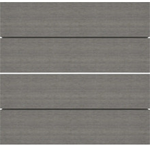 Quatre lames de terrasse en bois
