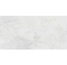 Heller, unregelmässiger Putz