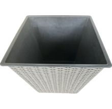 Pot de fleurs gris avec motif tressé