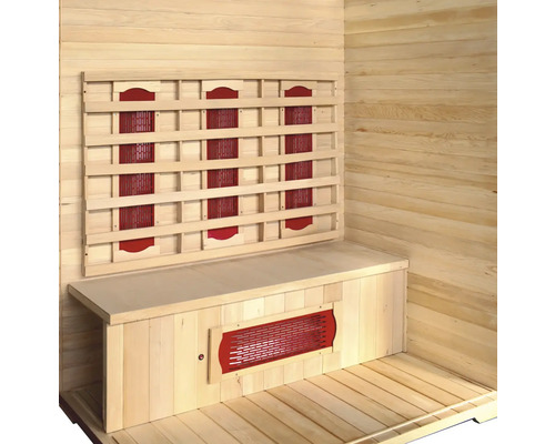 Innenansicht einer Sauna mit Holzverkleidung und Infrarotstrahlern