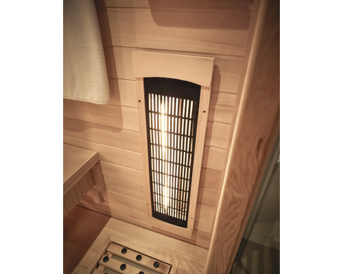 Nahaufnahme einer Sauna mit Infrarotstrahler