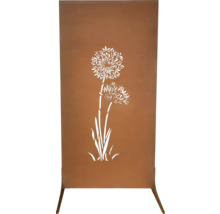 Dekorative Sichtschutzwand mit ausgeschnittenem Blumenmuster