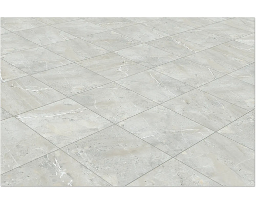 Verlegung von Bodenfliesen mit Marmoroptik