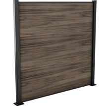 Gartenzaun aus Holz und Metall