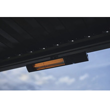 Deckenheizstrahler im Aussenbereich montiert