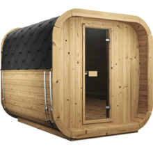 Fasssauna aus Holz für den Garten mit schwarzem Schindeldach und einer Glastüre.