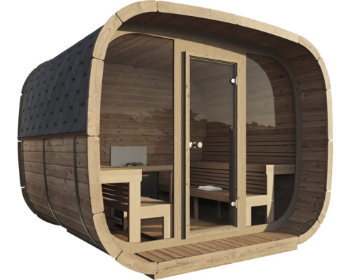 Sauna tonneau moderne en bois clair avec façade vitrée, toit en bardeaux foncés et aménagement intérieur avec bancs en bois et poêle.