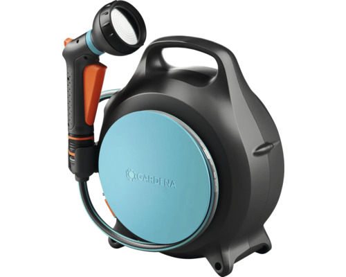 Gardena Schlauchbox mit Gartenschlauch und Spritze