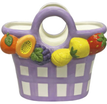 Dekorative Keramikschale in Korbform mit Obstmotiven