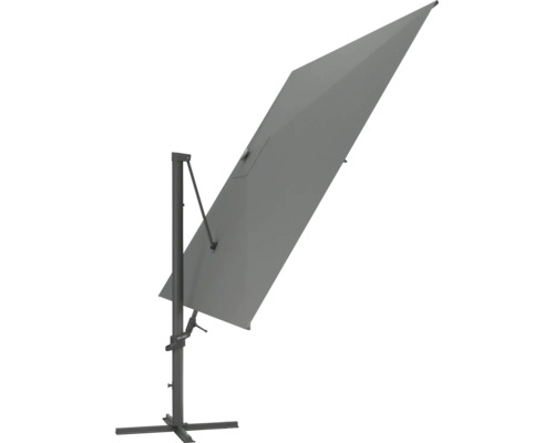 Rechteckiger Ampelschirm mit Standfuß für den Aussenbereich