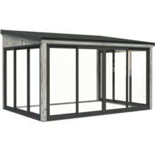 Terrasse couverte avec façades en verre et cadre en bois