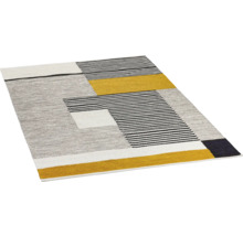 Teppich mit geometrischen Mustern