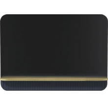 Étagère murale moderne avec panneau noir, tablette en bois clair et partie inférieure à lamelles sombres.