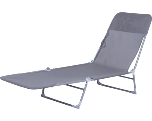 Chaise longue grise pliante avec dossier réglable pour l'extérieur.