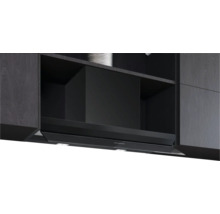 Dunstabzugshaube unter einem Küchenschrank