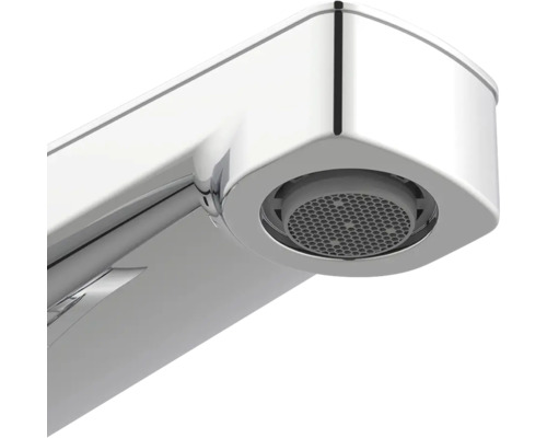 Detailaufnahme eines Wasserhahns aus Metall